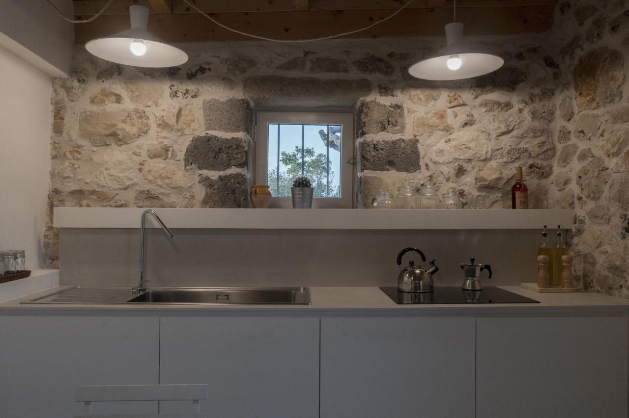 Apartamento La Nicchia-Trullo Corigliano dʼOtranto Exterior foto